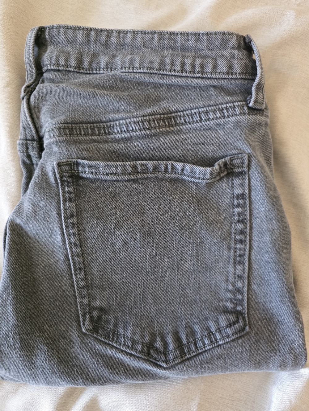 * Old Navy O.G. Straight High Rise Secret-Slim Pockets Grey Jean Comfort Stretch